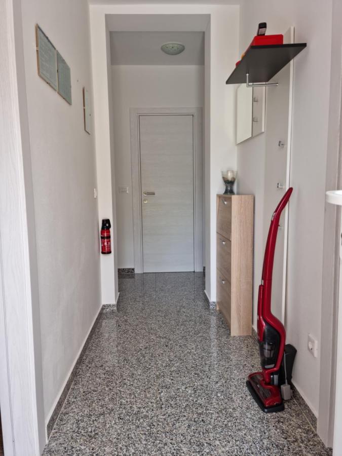 Appartments D&D Peroj Eksteriør billede